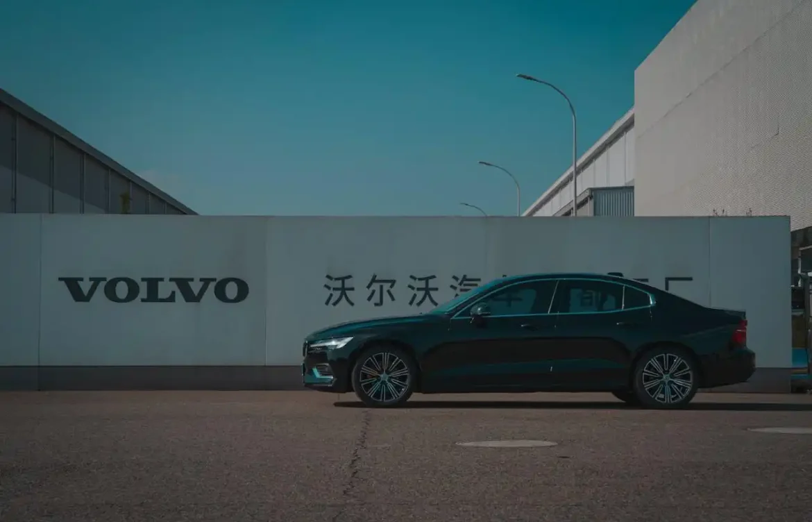 How to Handle Test Drives Safely and Close the Deal When You Sell My Volvo